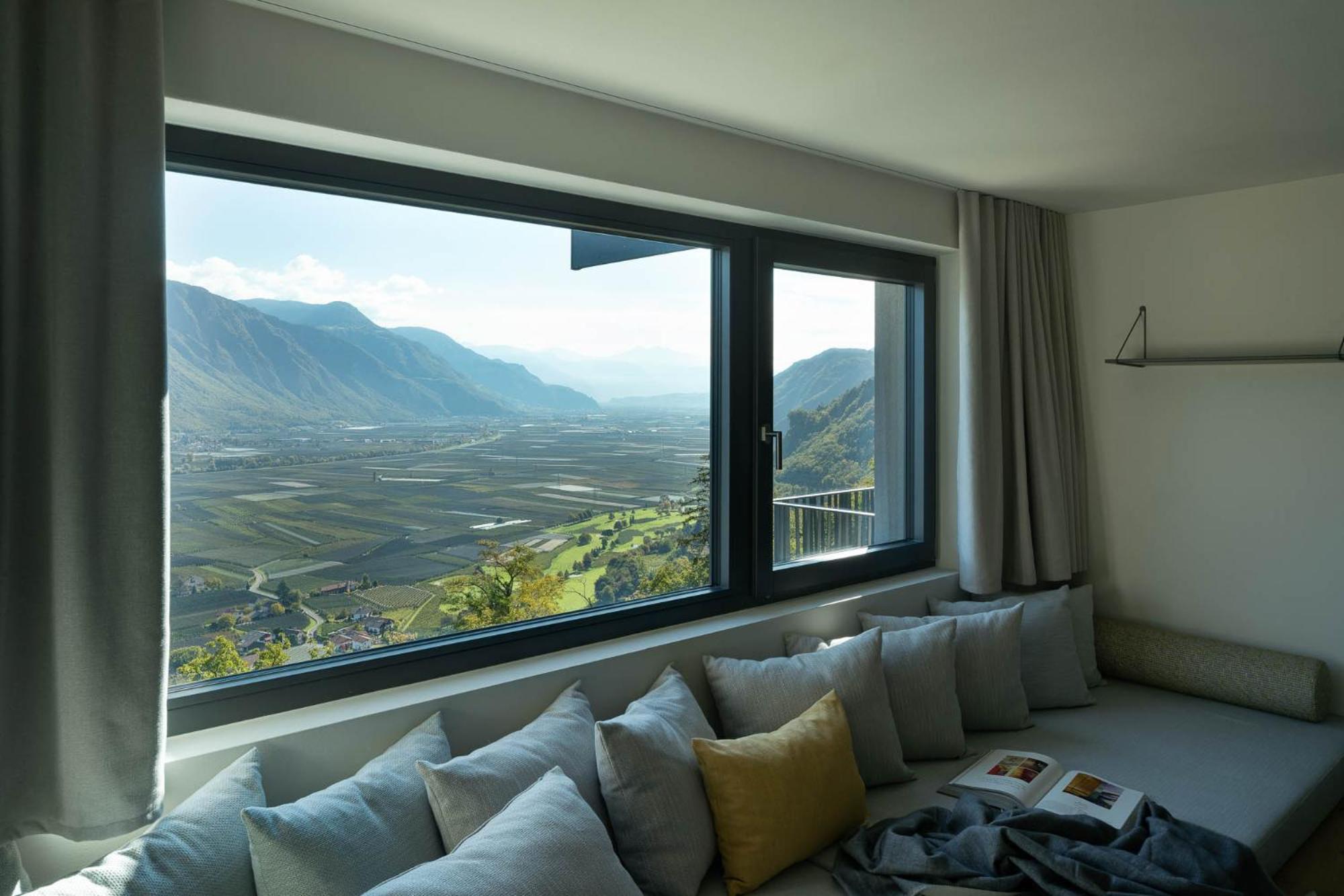 My Spring - Panoramic Suites لانا الغرفة الصورة