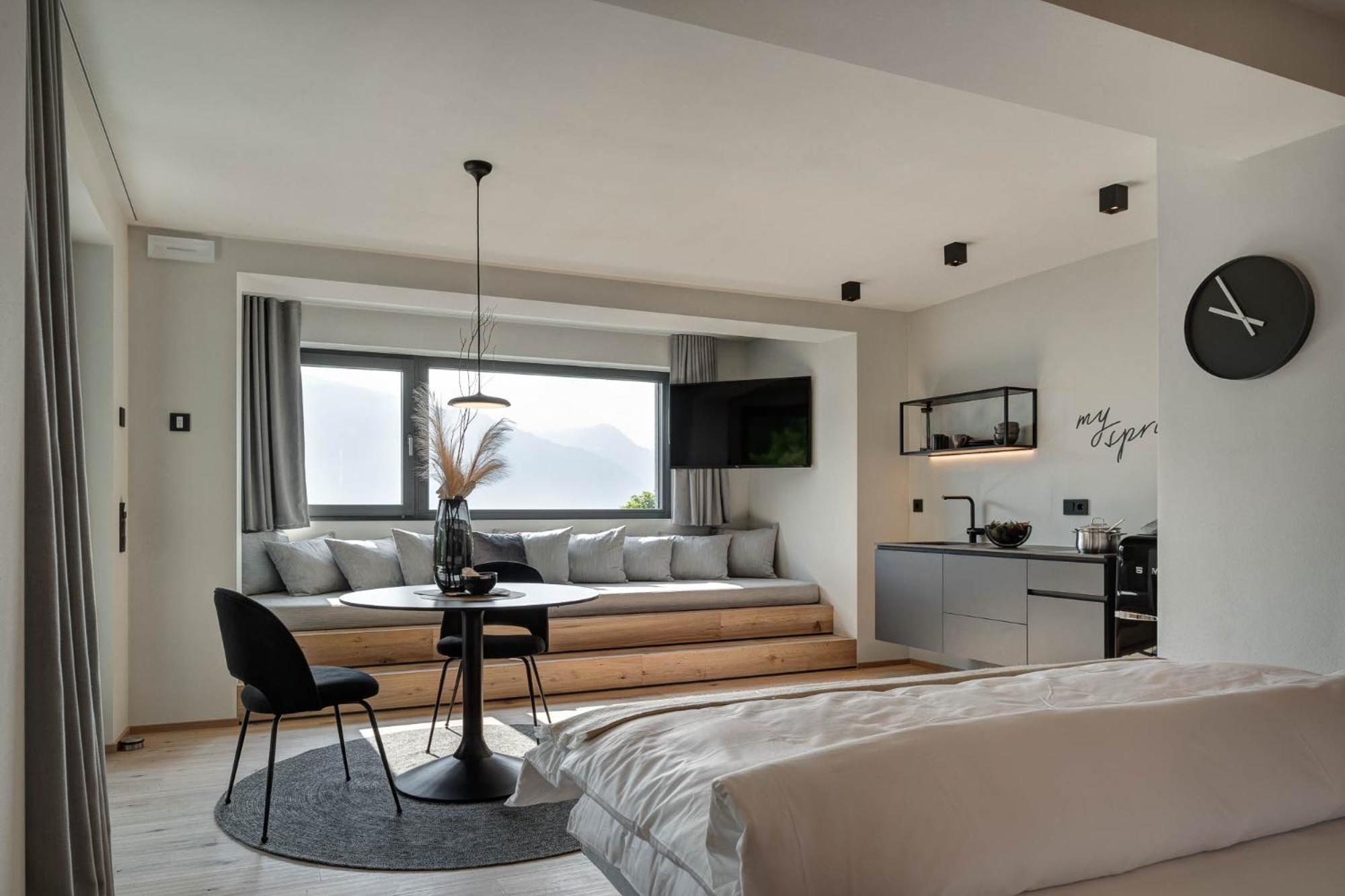 My Spring - Panoramic Suites لانا الغرفة الصورة