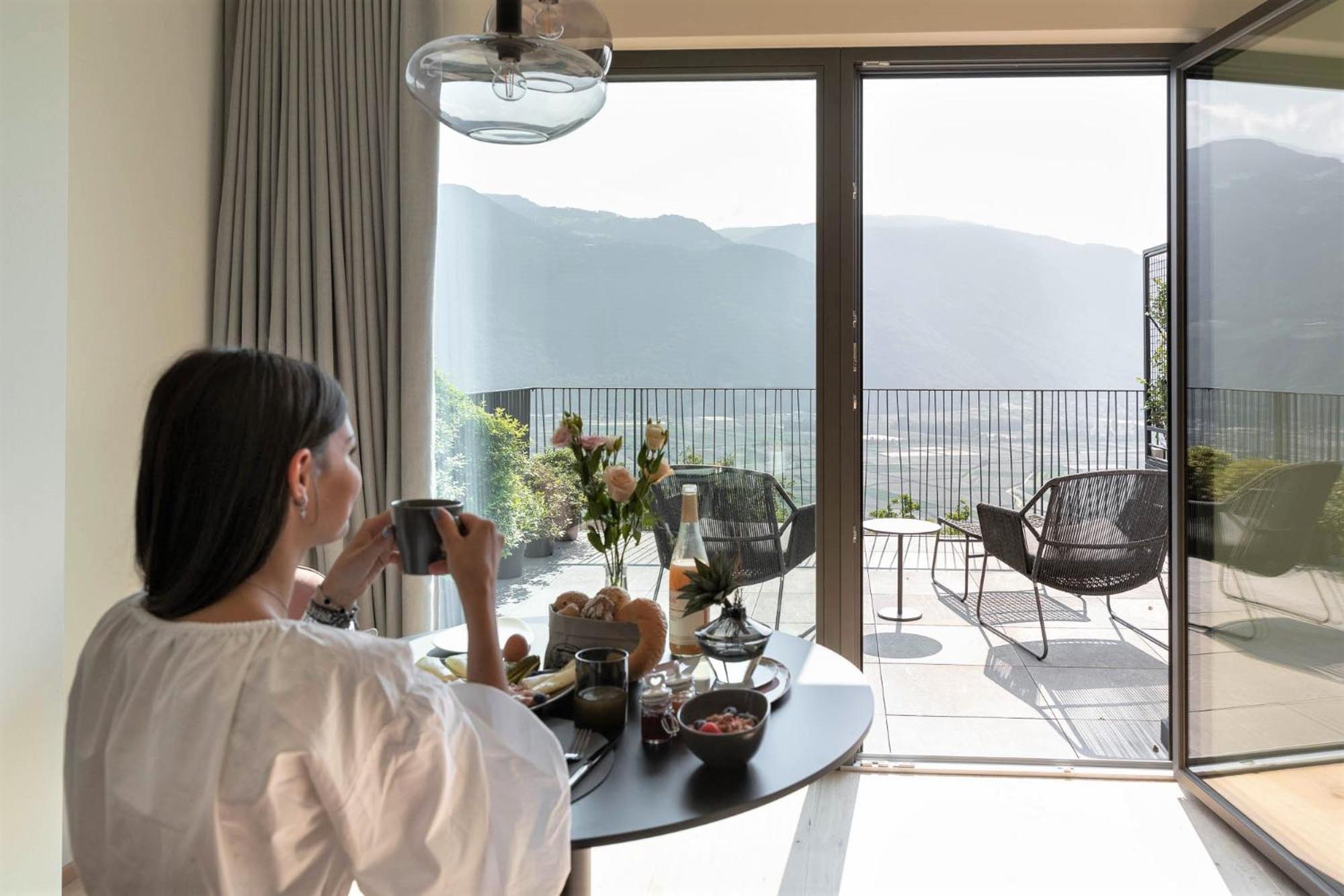 My Spring - Panoramic Suites لانا الغرفة الصورة