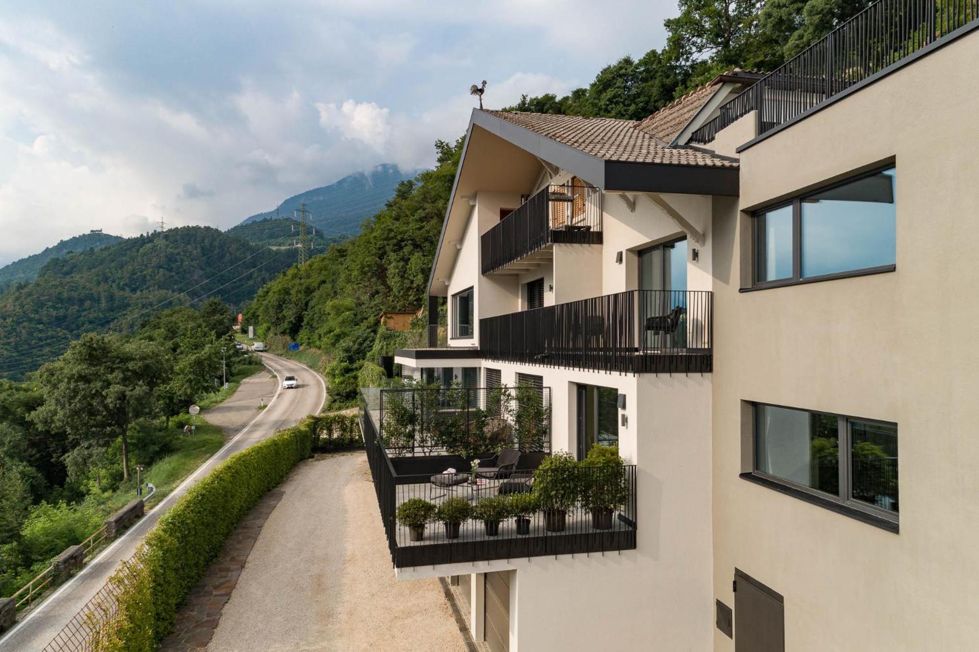 My Spring - Panoramic Suites لانا الغرفة الصورة
